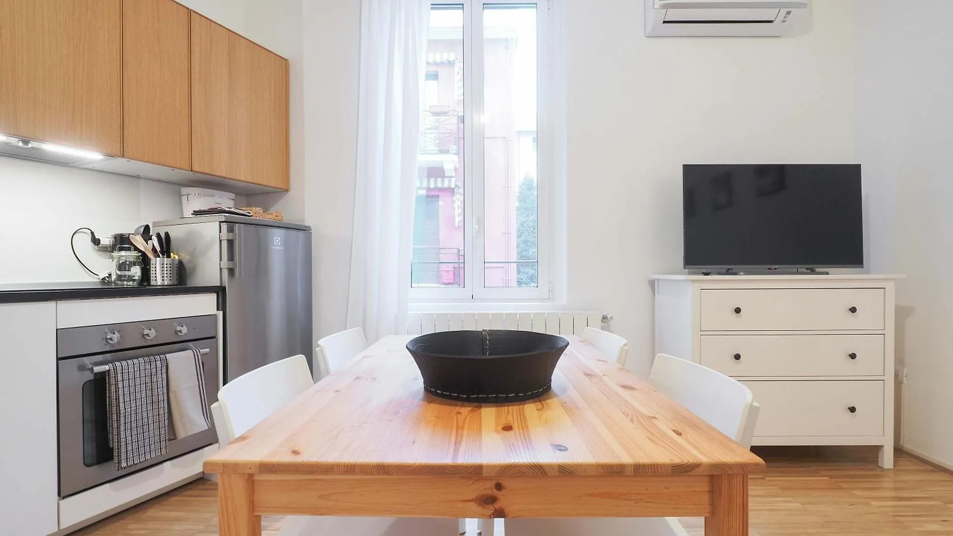 Brand New Flat Close To Sempione Garibaldi Milan Apartment